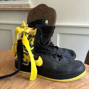 Nike SF AirForce 1 Dynamic Yellow